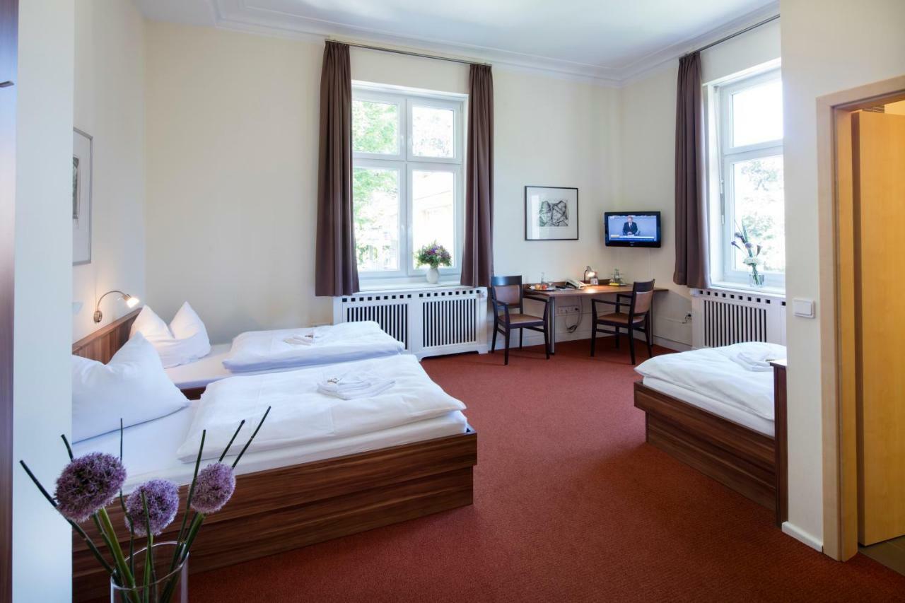 Hotel Europaeische Akademie Berlin Extérieur photo