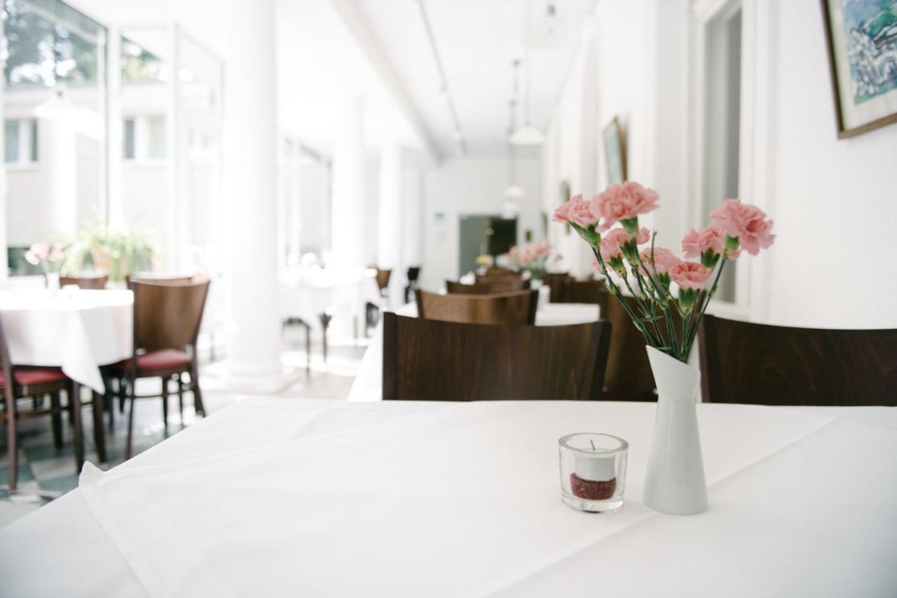 Hotel Europaeische Akademie Berlin Extérieur photo