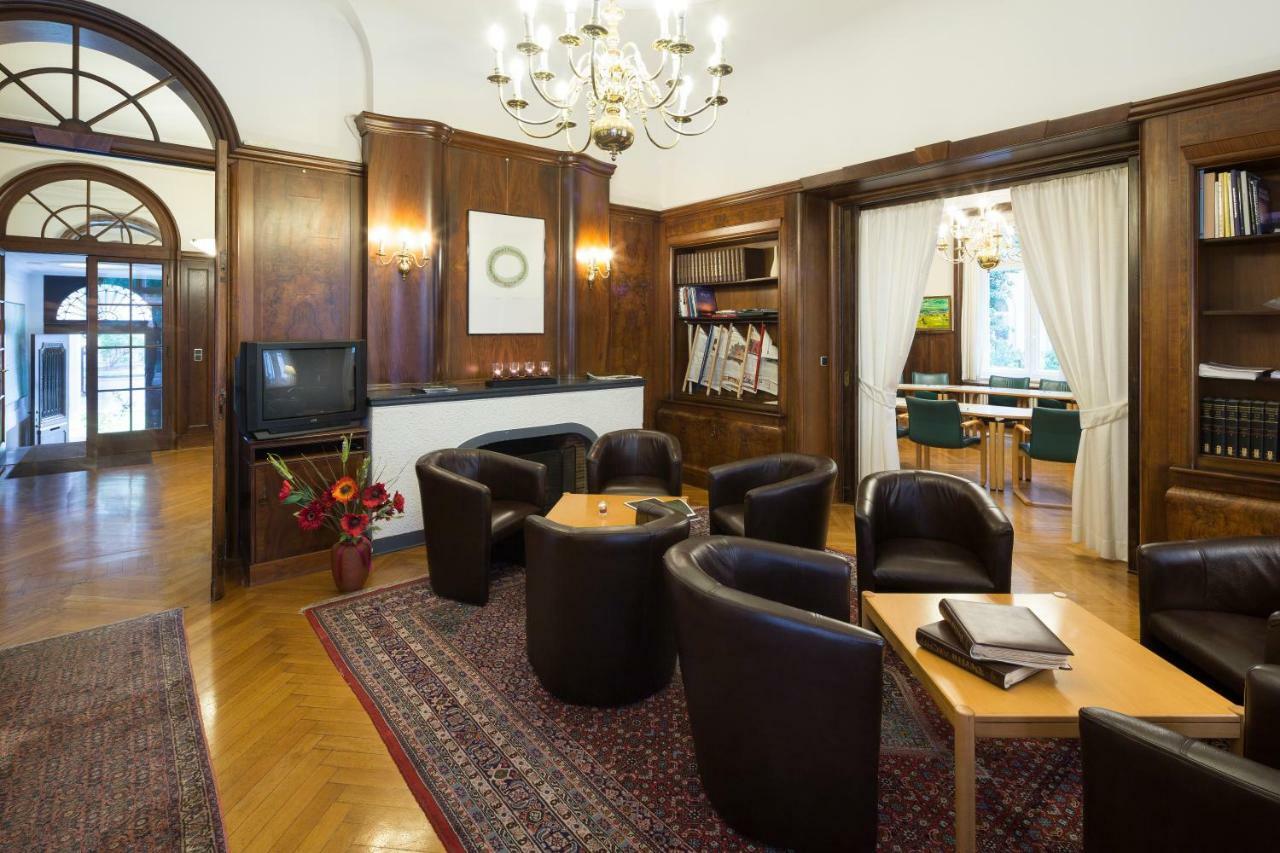 Hotel Europaeische Akademie Berlin Extérieur photo